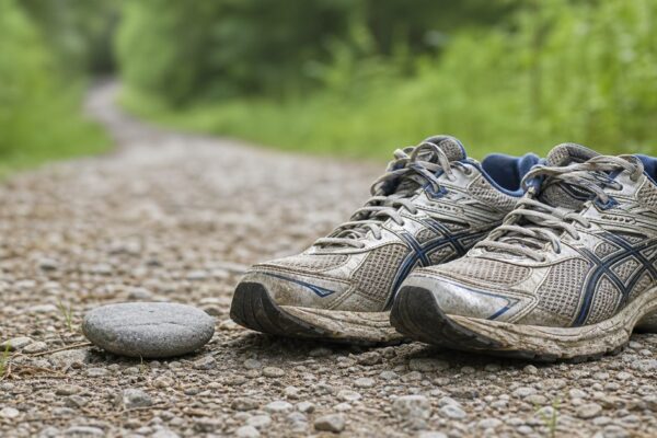 Scheenbeen pijn bij lopen of sporten: waardoor komt het?